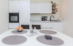 Fridge, oven, dishwasher, coffee/tea maker - Cozy apartment in Nin with WiFi (Nin)