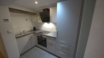 Refrigerador, horno, placa de cocina, lavavajillas