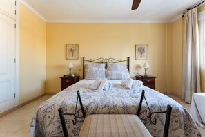 Iron/ironing board, free WiFi, bed sheets