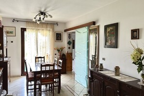 Dining - P037- Porto Recanati, comfortable three-room apartment with air conditioning (Porto Recanati)