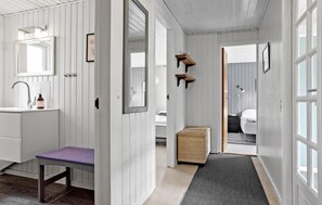 4 多间卧室、旅行婴儿床、免费 WiFi