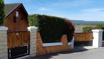 Enceinte de lâhĂ©bergement