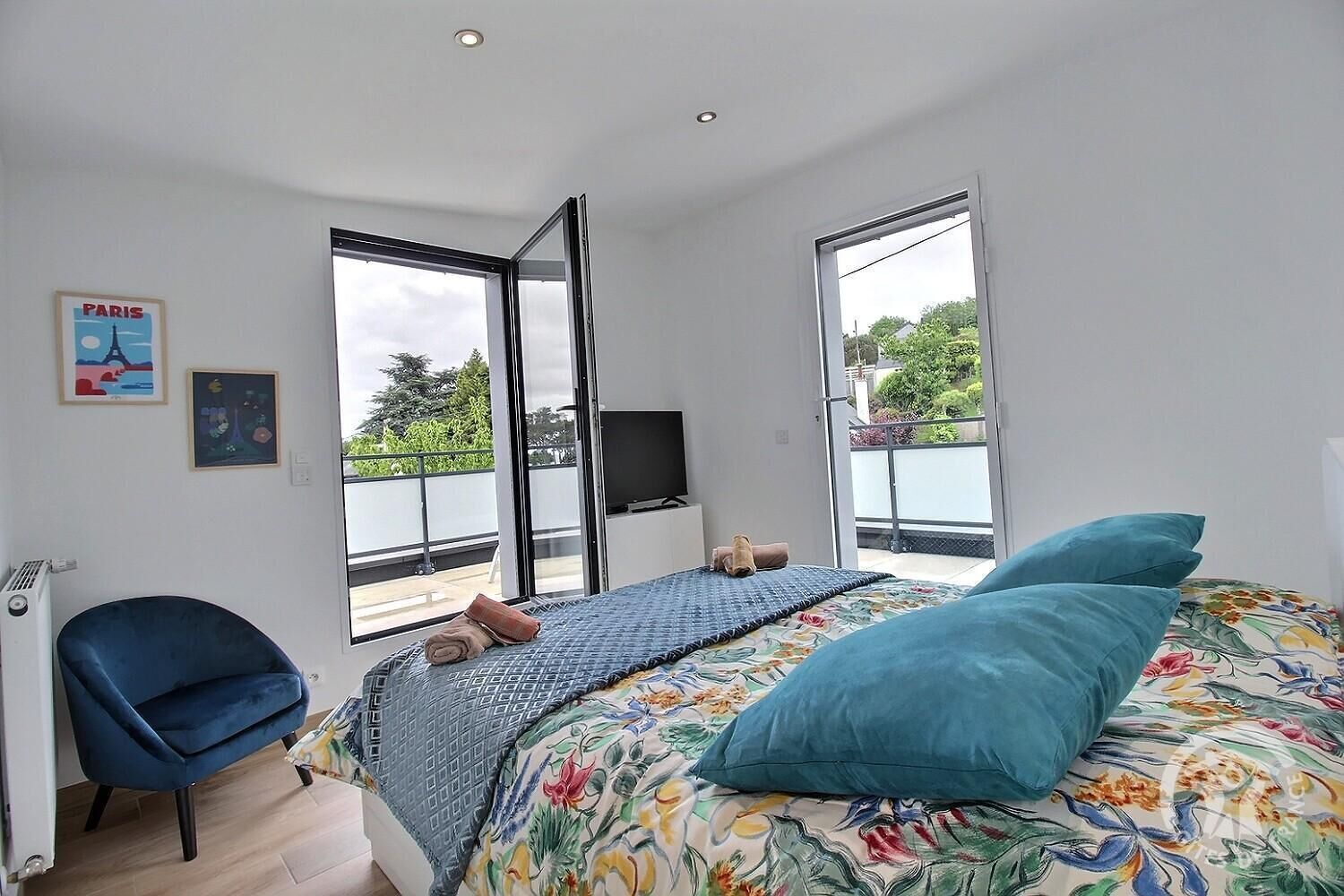 3 chambres, fer et planche à repasser, Wi-Fi gratuit, draps fournis