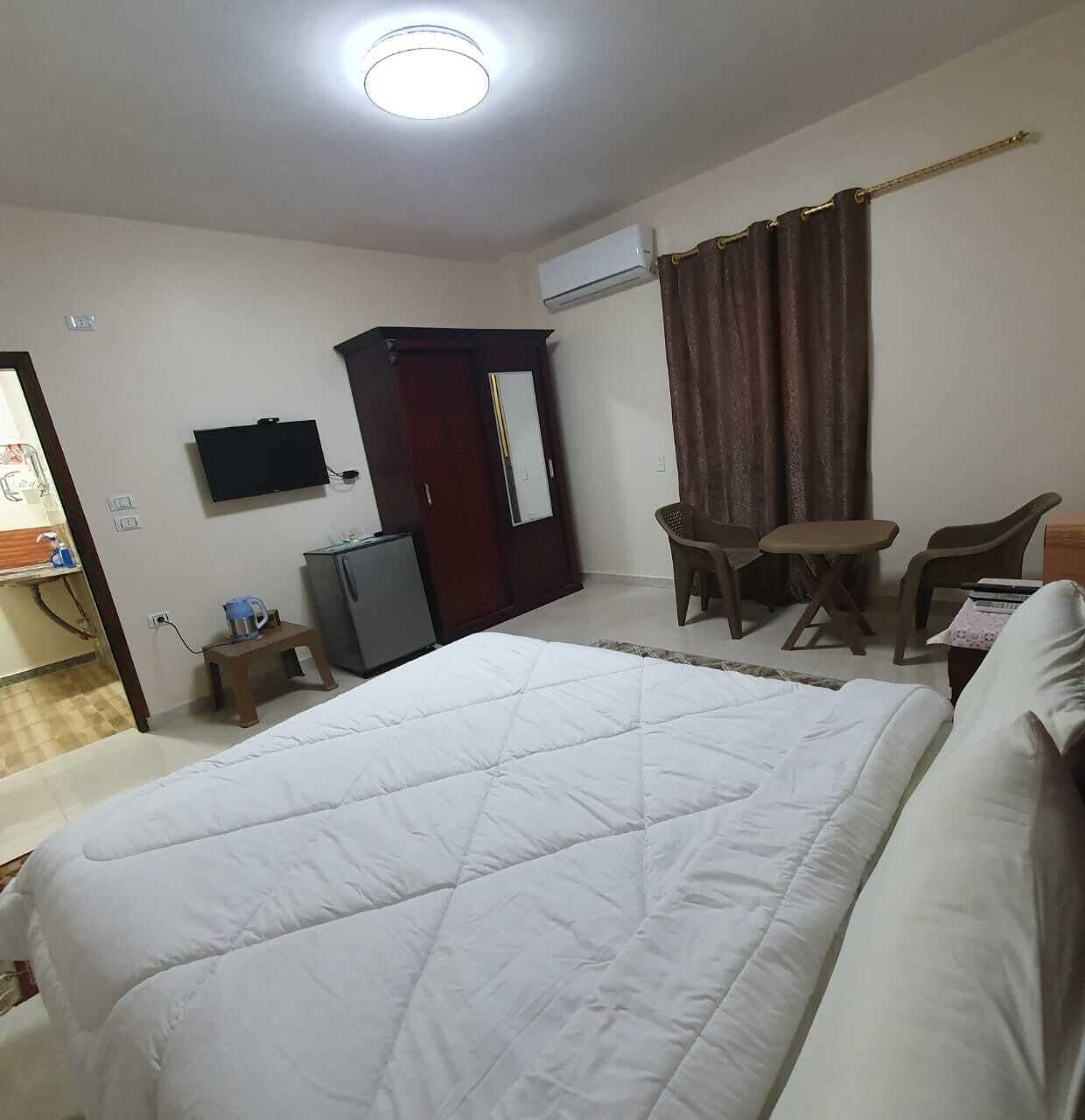 Soundproofing, iron/ironing board, free WiFi, bed sheets