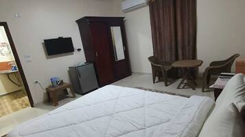 Soundproofing, iron/ironing board, free WiFi, bed sheets