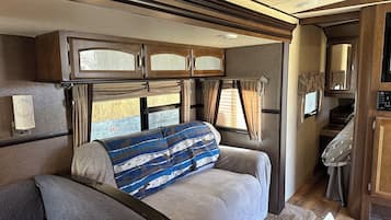 2 habitaciones, wifi y ropa de cama