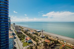 Luxury Apartment, Balcony, Sea View | 1 bedroom, Egyptian cotton sheets, premium bedding, down duvets - Orbi City Black Sea View Aparthotel (Batumi)