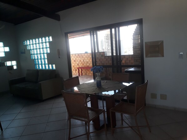 Premium Apartment, 2 Bedrooms | Living area - Edifício Flat Euro (Natal)