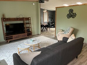 Smart TV - The Auburn Home - LPM (Chester)