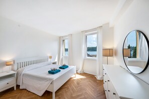 3 soverom, strykejern/-brett, wi-fi (inkludert) og sengetøy