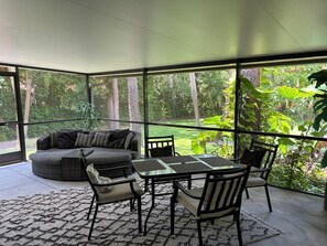 Interior - Cozy Getaway! (Zephyrhills)