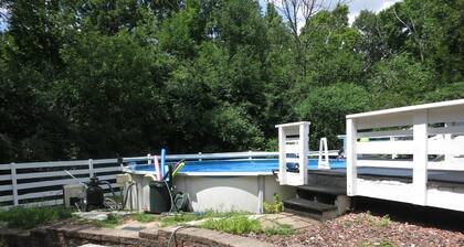 Home Away From Home
Quiet surroundings
15 minutes from downtown Milwaukee