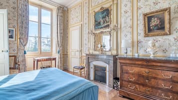 15 chambres, fer et planche Ă repasser, Wi-Fi, draps fournis