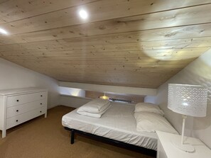 1 chambre, fer et planche Ă repasser, Wi-Fi gratuit