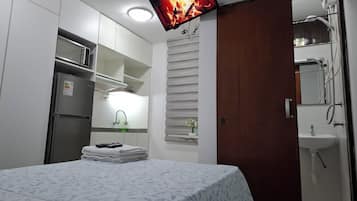 1 غرفة نوم ومكتب ومكواة/لوح كي وواي فاي