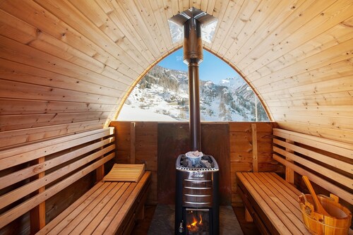 Apartment 'La Cachette' with Mountain View, Private Terrace and Wi-Fi