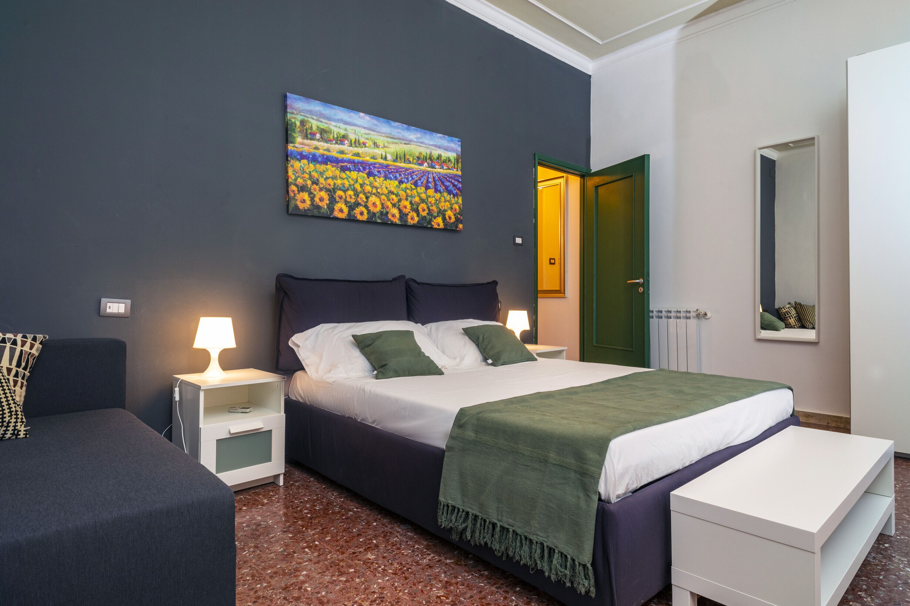 2 chambres, fer et planche à repasser, Wi-Fi gratuit, draps fournis