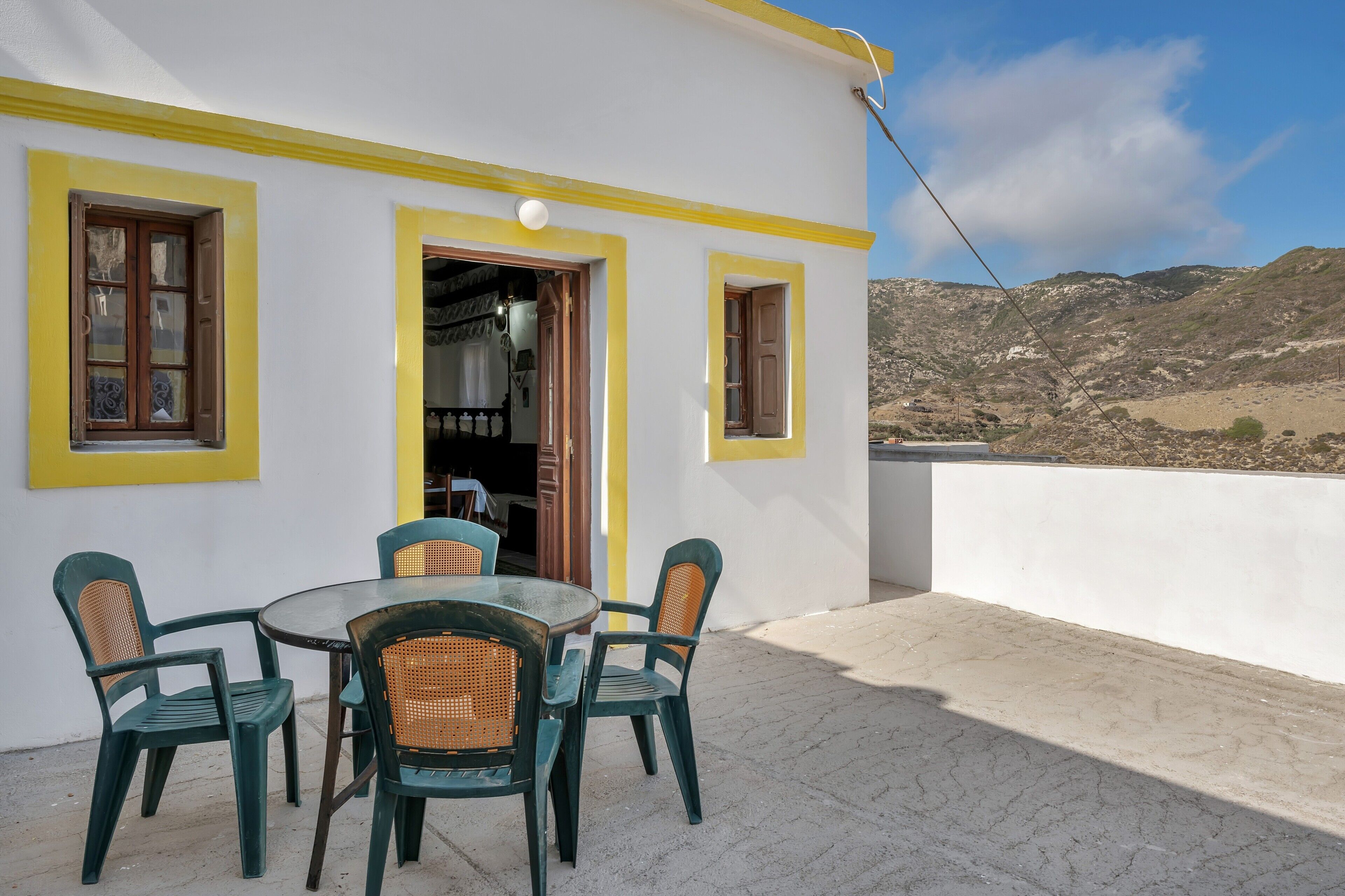 تناول الطعام بالخارج