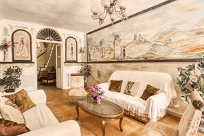 TV, fireplace, table tennis