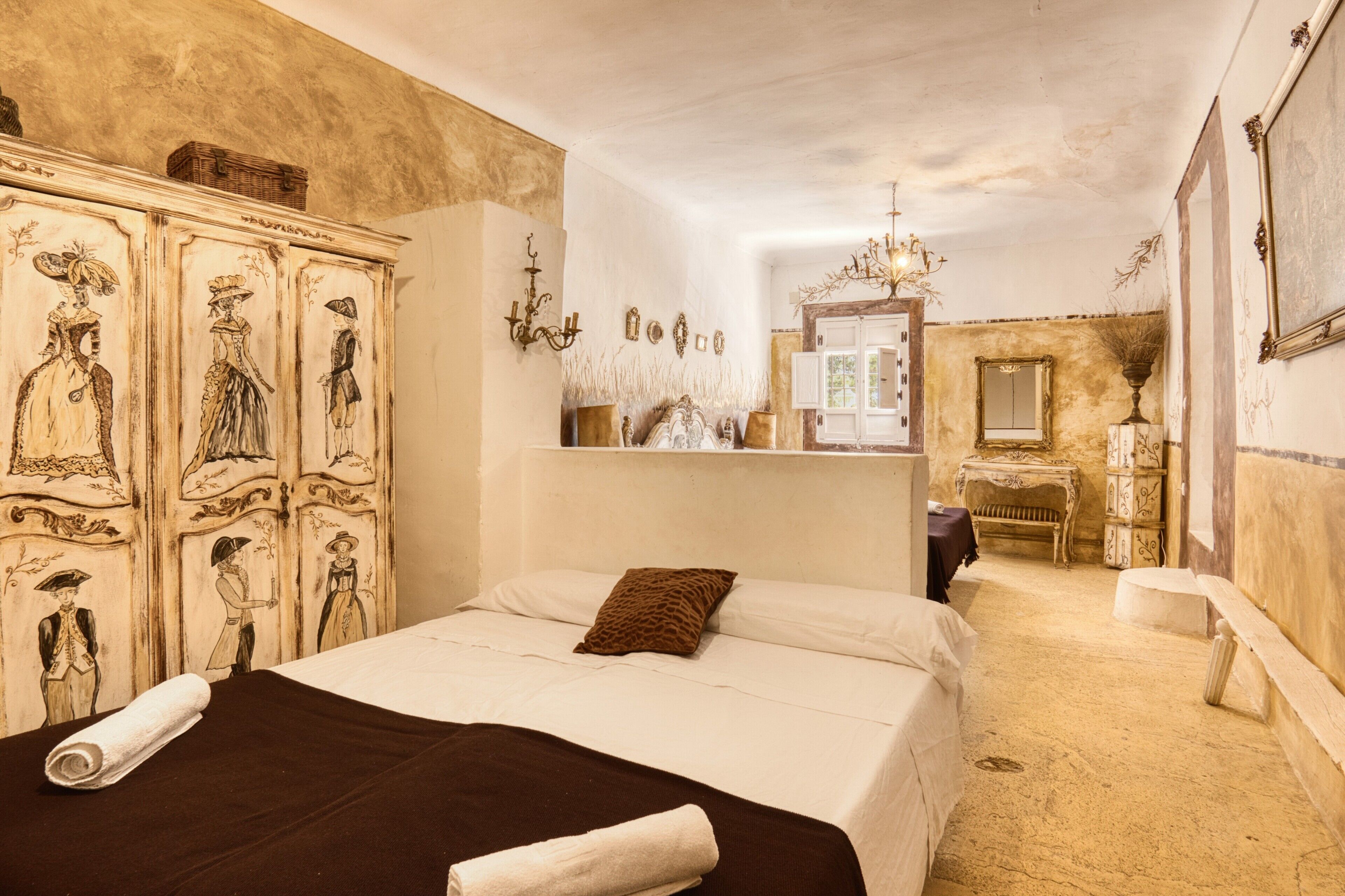 5 間睡房、熨斗/熨衫板、免費 Wi-Fi、床單