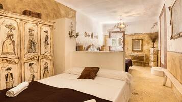 5 soverom, strykejern/-brett, wi-fi (inkludert) og sengetøy