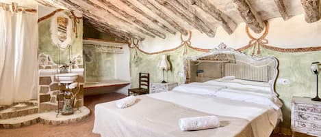 10 chambres, fer et planche Ă repasser, Wi-Fi gratuit, draps fournis