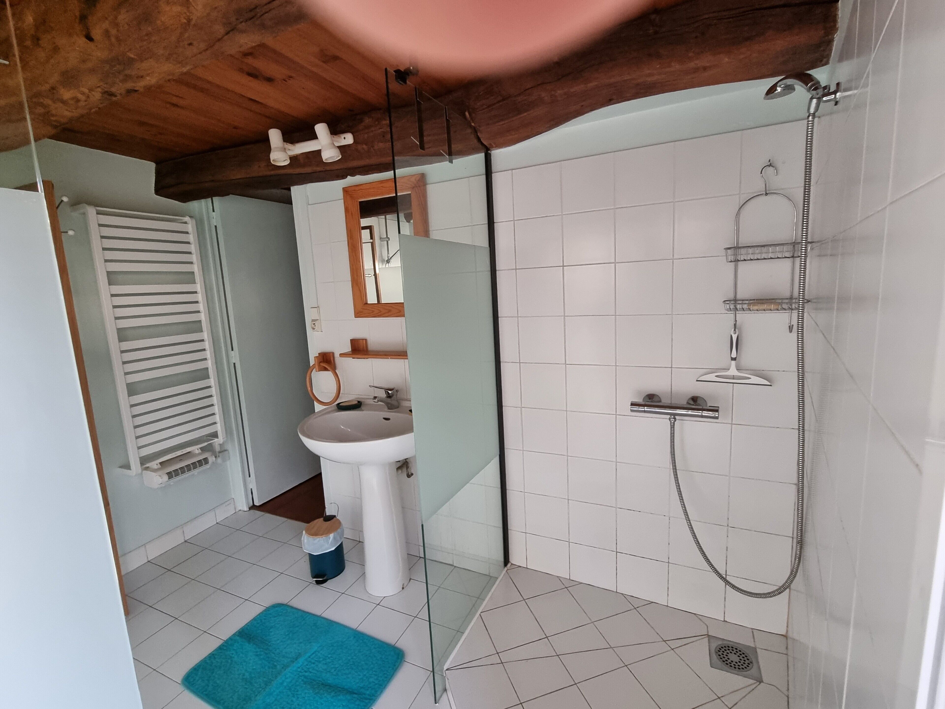 Ducha, secador de pelo