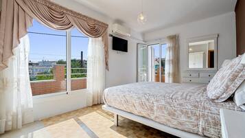 5 bedrooms, free WiFi