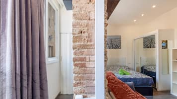 1 chambre, fer et planche à repasser, accès au Wi-Fi (inclus)