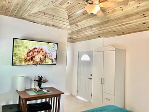 1 bedroom, WiFi, bed sheets