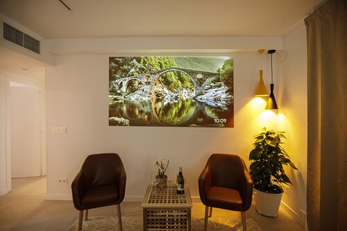 Three bedroom apartment in Girona