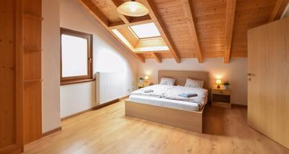 Cozy home in Lamon with WiFi