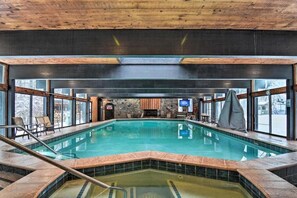 Indoor pool - Shanty Creek Family Retreat, Resort Pool,Ski,Golf (Bellaire)