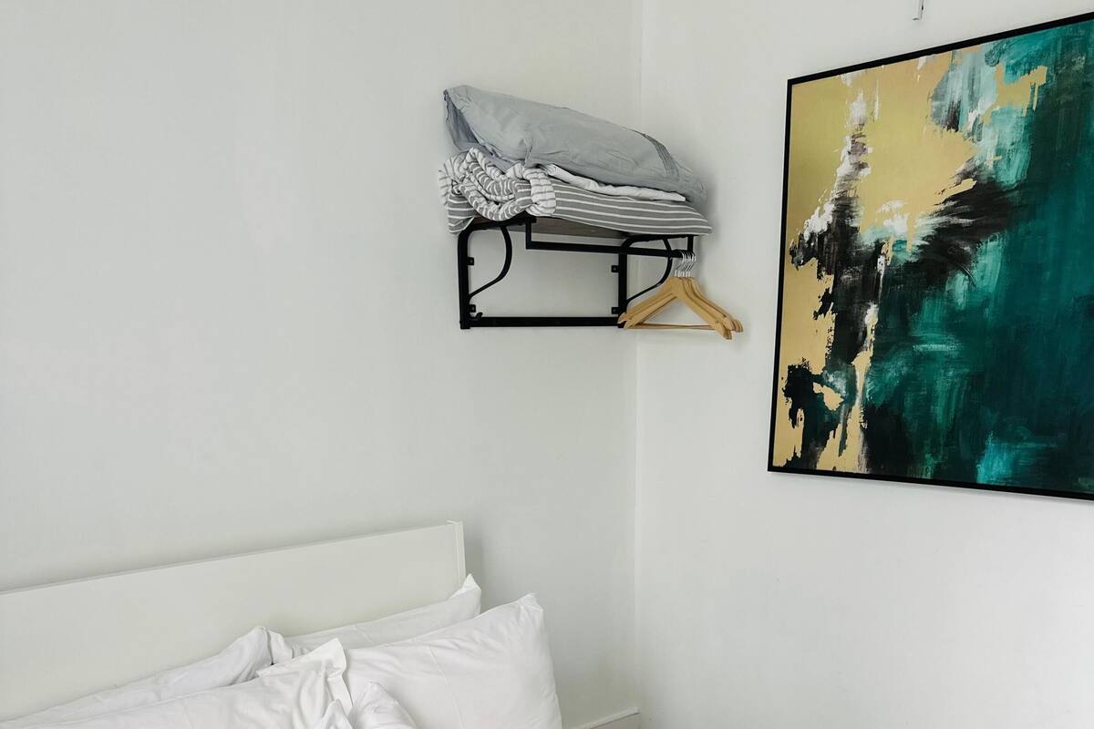 Economy Apartment, 2 Bedrooms, Kitchen, Park View | 2 bedrooms, free WiFi, bed sheets