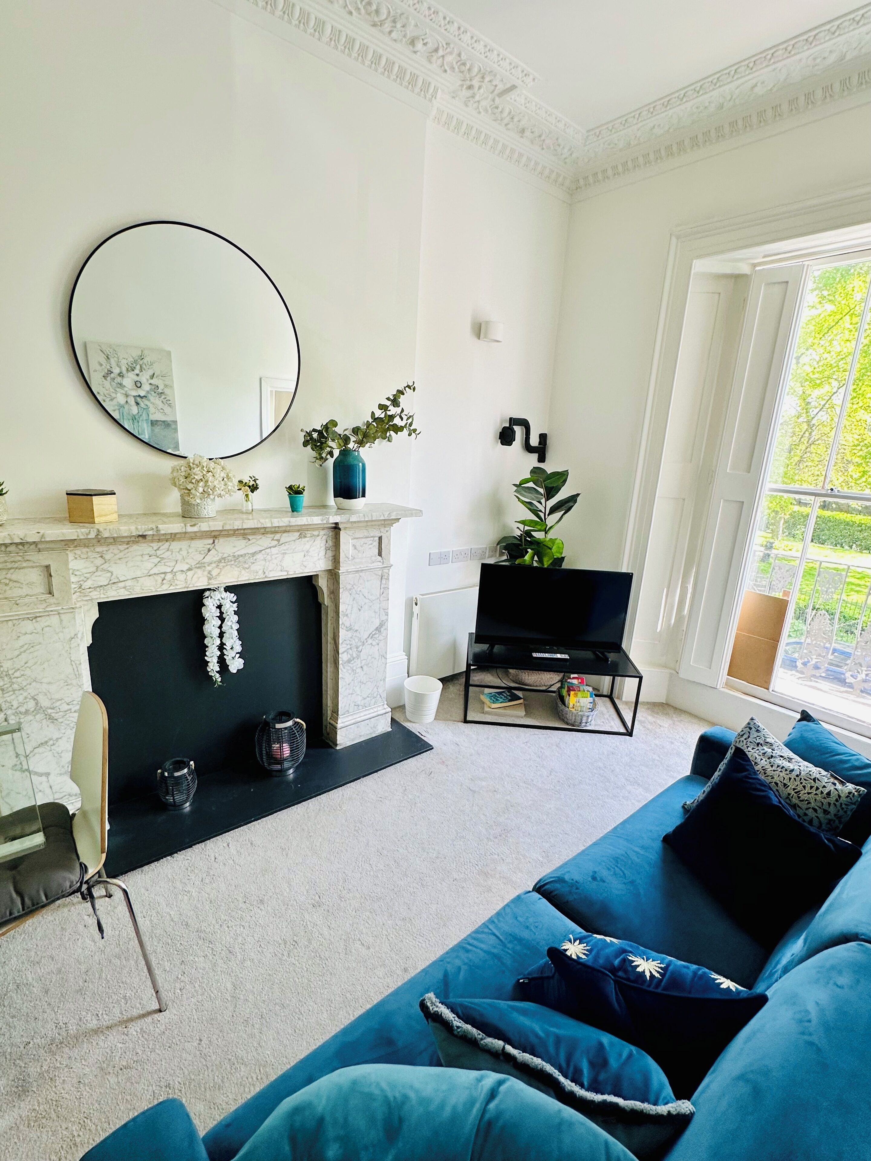 Standard Apartment | Living area