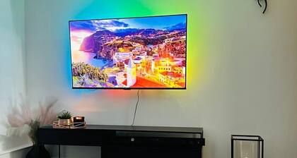 Home Away from Home- City Centre Gem