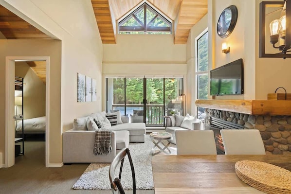 TV, fireplace, offices