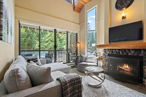 TV, fireplace, offices