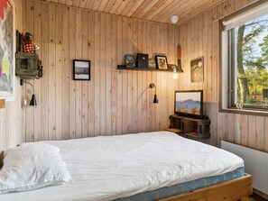 4 bedrooms, WiFi - "Ilsebeth" - 250m from the sea by Interhome (Knebel)