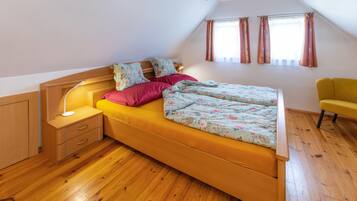 2 makuuhuonetta, vauvan matkasänky, ilmainen Wi-Fi, vuodevaatteet