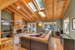 تلفزيون، مدفأة