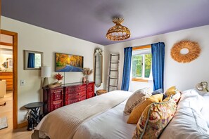 3 多间卧室、办公桌、熨斗/熨衣板、旅行婴儿床