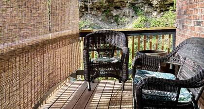 Downtown+FreePark+Wifi Main St. Ste 201