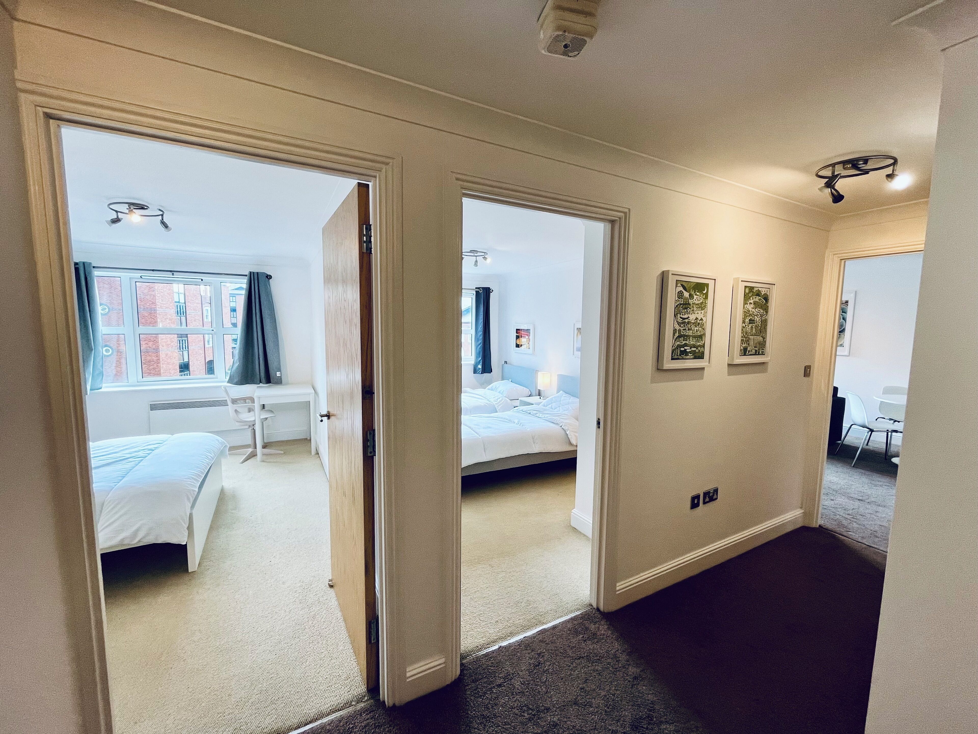 2 quartos, ferros/tábuas de passar roupa, Wi-Fi, roupa de cama