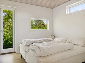 3 bedrooms, internet
