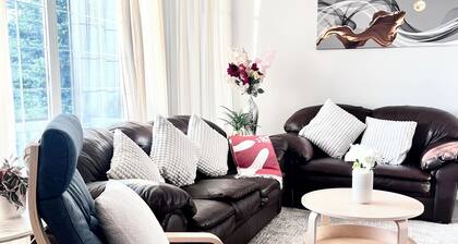 Bungalow | Upper Level | CT Train | Spruce Meadow