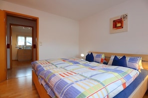 2 Schlafzimmer, Bügeleisen/Bügelbrett, WLAN, Bettwäsche