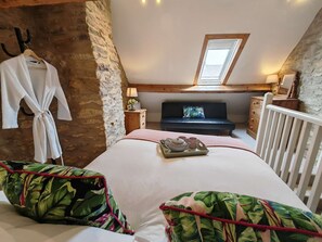 2 室のベッドルーム、アイロン / アイロン台、WiFi、ベッドシーツ