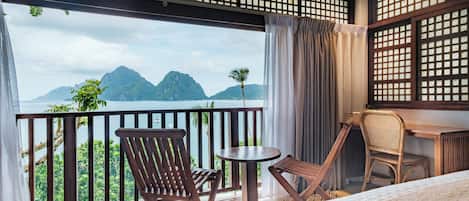 1 bedroom, iron/ironing board