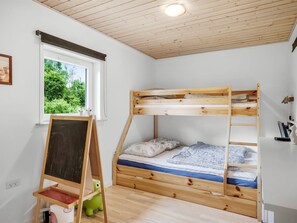 3 bedrooms, WiFi